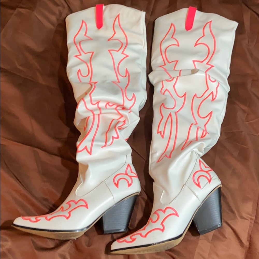 Pink + White flame Cowboy boots | 9